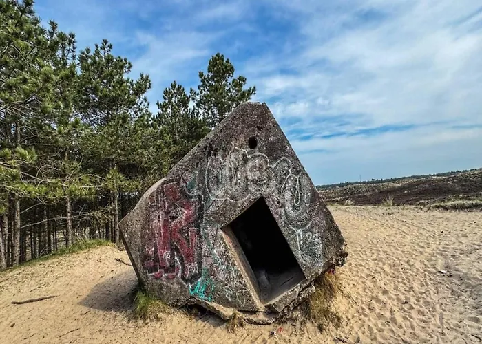 6 Person In Romo-by Traum *